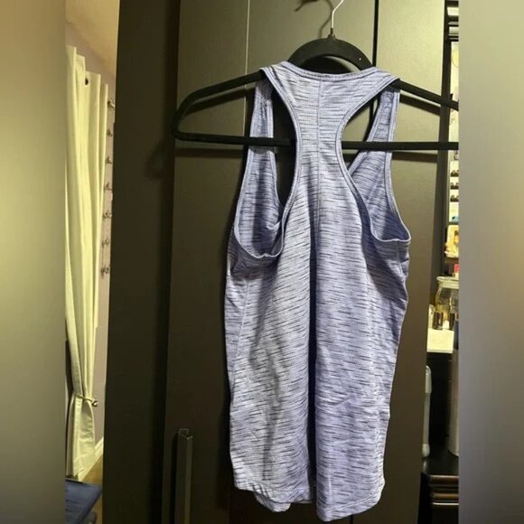 4 workout tops bundle - Picture 6 of 11